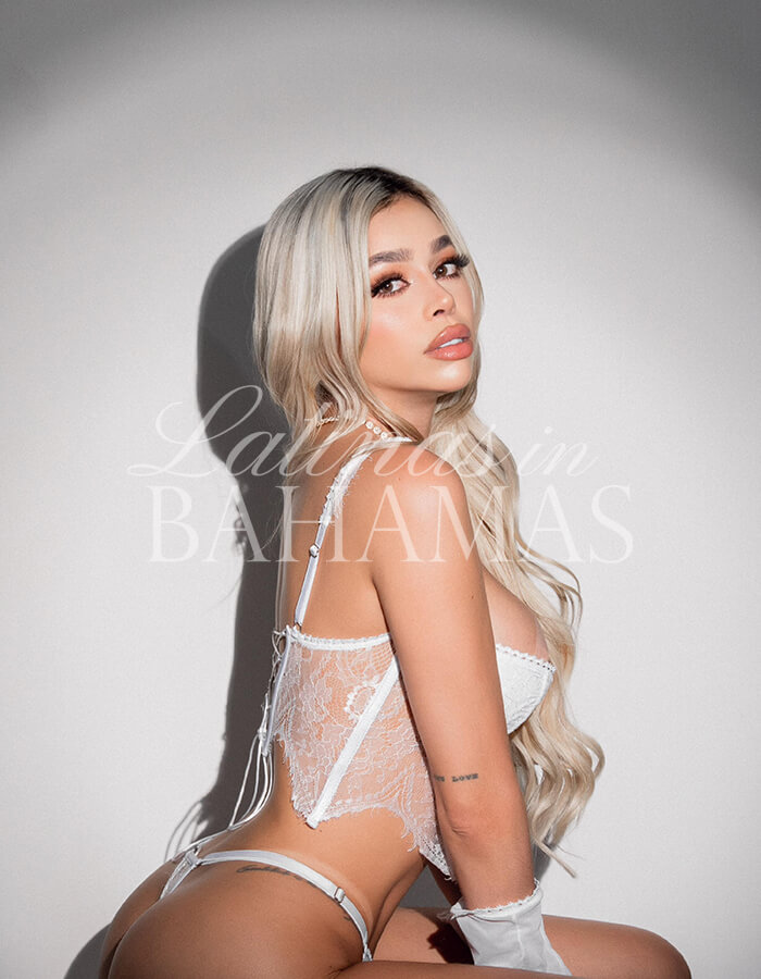 blonde escort